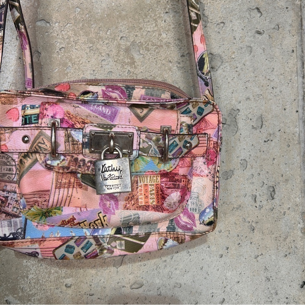 Vintage/y2k Kathy Ireland pink postcard print cross body rectangular bag - Picture 5 of 12